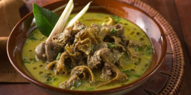 masakan cirebon empal gentong sapi
